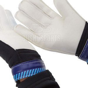 High Performance Football Goalkeeper <b>Gloves</b> Customized Design Protective Football Goalkeeper <b>Gloves</b> - Product Image 3