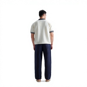 เสื้อเชิ้ตผู้ชายผ้าเนื้อนุ่มถักน้ำหนักเบา 220 กรัม ระบายอากาศได้ดี ดีไซน์ผสมโพลีเอสเตอร์และคอตตอน แขนสั้น สวมใส่สบาย เหมาะสำหรับใส่ในชีวิตประจำวัน - Product Image 6