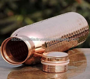 Bouteille d'eau de luxe en cuivre pur de qualité supérieure pour l'utilisation d'un spa à domicile et les collections de cadeaux avec une disponibilité mondiale - Product Image 5