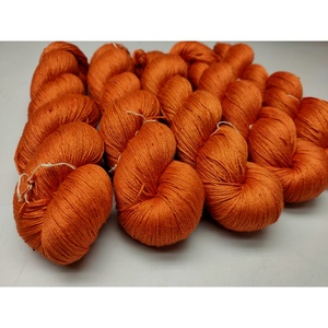Hilo de Seda de Morera 600m 100g 3 Capas Naranja Filamento Natural Fino para Tejer - Product Image 1