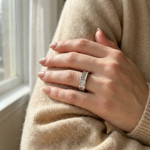 Fournisseur de Hong Kong – Classique en or blanc 18 carats, 12 diamants taille brillant sertis pavé, pour mariage, fiançailles, anniversaire, fête - Product Image 2