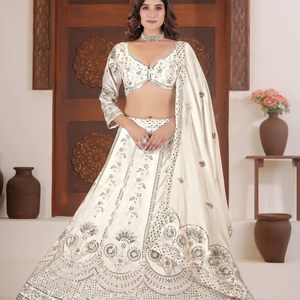 Ensemble de lehenga papillon en tissu filet pour femmes, style ethnique, broderie Zari, matériaux recyclés, style traditionnel, support en toile - Product Image 1