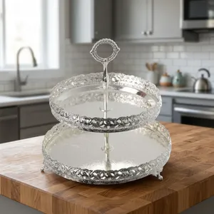 Plateau de service de luxe en argent à 2 niveaux, support à gâteau décoratif, plateau à dessert, présentoir à fruits et en-cas en métal pour la maison, les fêtes et les mariages - Product Image 3