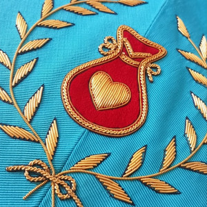 Badge magnétique simple et tendance, brodé à la main avec des perles AASR, pour personnel hospitalier - Product Image 5
