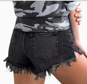 Shorts de mezclilla transpirables para mujer, de cintura alta, elásticos, con flecos, flores y acabado lavado - Product Image 4