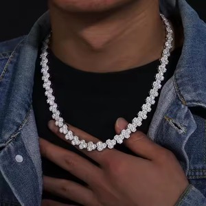 Cadena Cubana de Moissanita y Diamantes, Oro Blanco de 14K, Collares de Lujo para Hombre, Elegantes y Modernos, Idea de Regalo para Boda - Product Image 1