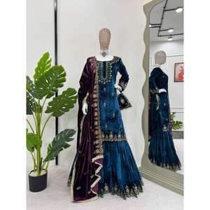 Conjunto de Traje XL de Diseñador con Trabajo de Hilo y Lentejuelas - Product Image 6