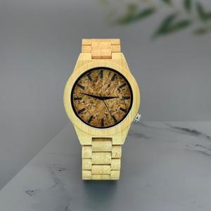 Montre en bois artisanale tendance, design Art Déco personnalisé, style antique, montre-bracelet de luxe pour homme de Faizacraft - Product Image 1