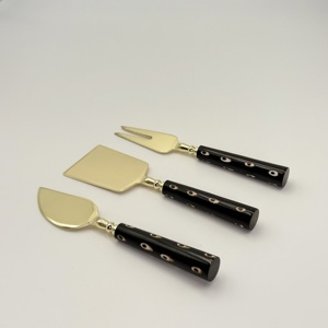 Juego de Cubiertos con Mango de Resina de Diseño, Agarre Ergonómico y Construcción de Acero Inoxidable Resistente a la Oxidación para una Experiencia Exquisita - Product Image 6