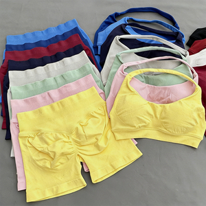Conjuntos Deportivos Personalizados al por Mayor, sin Costuras, para Fitness, Running y Entrenamiento, de Color Sólido, Alta Elasticidad, Secado Rápido, Transpirables, con Cuello Halter y Top Corto - Product Image 1