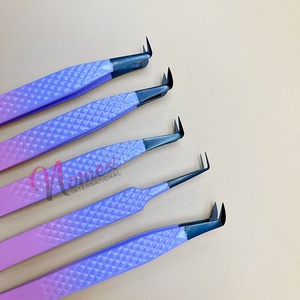 Pince à épiler en acier inoxydable de haute qualité, pointes lisses ou dentelées, préhension accrue, conception de logo personnalisé pour outils de beauté et de soins personnels - Product Image 6