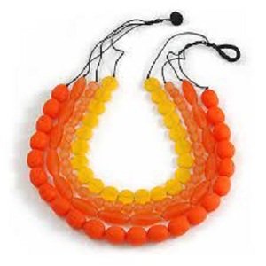 Collar MOON RISE CRAFT Hecho a Mano con Cuentas de Resina Clásicas Plateadas en Forma de Candado, Unisex, Regalo para Fiestas y Bodas, Hecho en Uttar Pradesh - Product Image 1