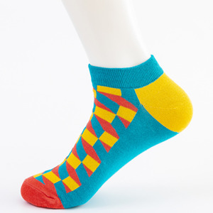 AL BARAKA WEAR Calcetines Personalizados al por Mayor, Fabricante de Calcetines de Algodón, Calcetines Deportivos Casuales Transpirables de Secado Rápido con Logotipo de Marca Privada para Hombre y Mujer - Product Image 4