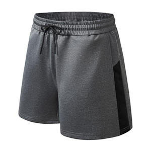 Shorts de sport pour hommes en maille respirante à séchage rapide, couleur unie, pour la course, la gym et l'entraînement, idéal pour l'été. - Product Image 2