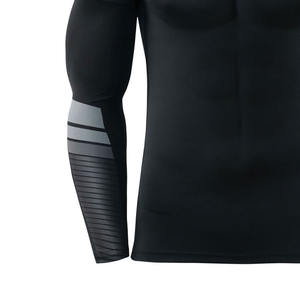 Chemise de compression pour homme de qualité supérieure pour la salle de sport, couleur noire unie, séchage rapide, respirante, chemise de compression pour homme - Product Image 4