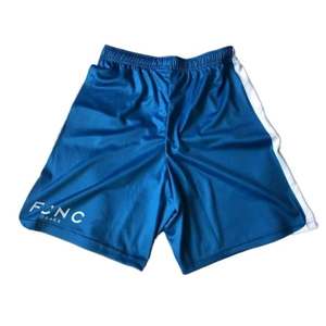 Shorts de football personnalisés en sublimation, satin, dentelle, écologiques, 100% polyester, design tendance, tailles, logos, combinaisons de couleurs - Product Image 4