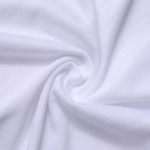 Ensemble d'uniformes de football rouges professionnels - Maillot de football personnalisé pour hommes avec bandes blanches sur les épaules - Kit d'entraînement d'équipe à séchage rapide - Product Image 5