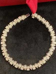 Bracelet chaîne tennis en argent sterling 925 pour femme, avec moissanite Tishya Diamond 7,00 carats taille poire, testée et certifiée - Product Image 3