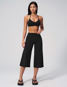 Conjunto de Yoga sin Costuras para Mujer, 2 Piezas, Top Halter Negro, Pantalones Culotte de Cintura Alta, Ropa Deportiva Elástica para Ejercicio - Product Image 2