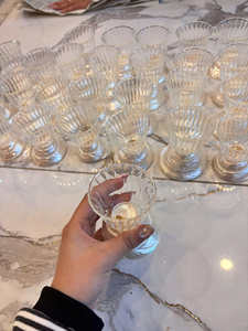 Copa de cristal hecha a mano con forma de concha, ecológica y al mejor precio, para bebidas, copa decorativa de cristal con forma de concha para restaurante, hotel, fiesta. - Product Image 1