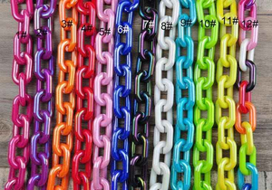 Cadena de Pared de Resina Personalizable con Forma de Búho, Tamaño Grande, Multicolor, Hecha a Mano - Product Image 3