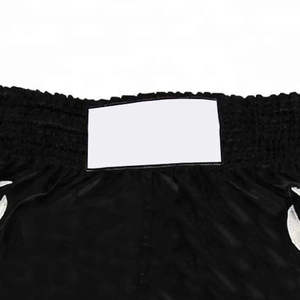 กางเกงมวยไทยผ้าซาตินเงาแบบมีเชือกผูก พร้อมโลโก้สั่งทำ กางเกงฝึกซ้อมต่อสู้ ซานด้า บ็อกซิ่ง ขายส่ง กางเกงมวยไทยแบบรัดรูป - Product Image 4