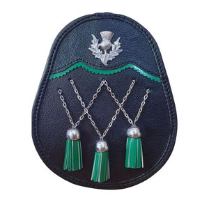 Sporran de Cuero Vegano Negro y Verde de Alta Calidad para Hombre con Insignia de Cardo Escocés, 3 Borlas y Correa de Cadena - Suministros de Fábrica - Product Image 1