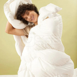 Couette de luxe simple Tog 100% polyester microfibre pour hôtel et usage domestique, taille/couleur personnalisable, écologique et lavable - Product Image 3