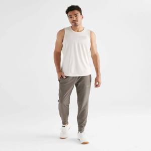 Camiseta sin mangas para hombre, cuello redondo, color blanco sólido, tejido de punto, ajuste casual, transpirable - Product Image 1