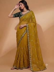 Sari de Georgette Morado con Estrellas de Moda Leranath, con Lentejuelas y Bordados, con Piezas de Blusa, para Bodas, Fiestas, Diwali, Atuendo Femenino - Product Image 3