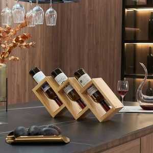 Porte-bouteilles à vin moderne en bois pour table, support de présentation pour 6 bouteilles avec finition argentée imperméable et résistante à la rouille pour bar et cuisine - Product Image 1