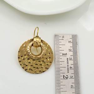 Boucles d'oreilles pendantes bohèmes en laiton plaqué or, bijoux de mode unisexe, disques martelés, ton argent, rondes - Product Image 3