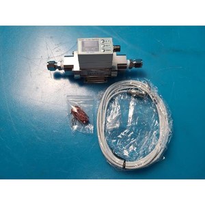 เซ็นเซอร์วัดการไหลของน้ำ AMAT PF2W720-03-27_SMC FLOW SWITCH ใช้แล้วตามสภาพเดิม อะไหล่อุปกรณ์เซมิคอนดักเตอร์รุ่นเก่า - Product Image 1