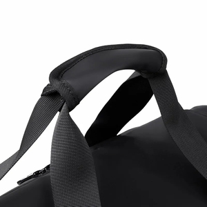 Sac de sport OEM personnalisé pour la gym avec logo sur mesure, sac de sport de haute qualité au design premium, sac de voyage en gros - Product Image 5