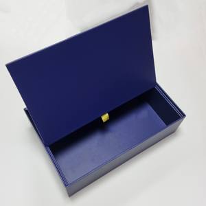 Boîtes cadeaux en papier avec impression offset, laminage mat, estampage, emballage rigide recyclable pour cadeaux d'entreprise - Product Image 1