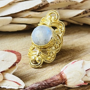 Bagues tendance en pierre de lune, bague tribale en laiton pour femme, plaquée or 18 carats, filigrane vintage, bague ethnique statement pour la vente en gros/OEM/ODM - Product Image 6
