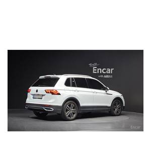 Volkswagen Tiguan 2.0 TDI Prestige 2023, Diésel, Asientos de Cuero, Volante a la Izquierda, Cámara Trasera - 28,342 km - Product Image 2