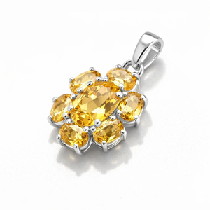 Rhaya Jewels – pendentif fleur en topaze 100% naturelle pour femme, pierres plaquées rhodium, argent sterling, breloques fines minimalistes, cadeau - Product Image 4