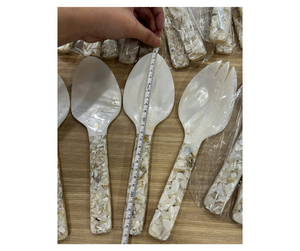 Cuillère en coquillage de qualité export, origine Vietnam - Cuillère en coquillage artisanale pour la décoration de mariages et d'événements - Product Image 4