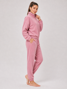 Conjunto deportivo de lana para mujer que ofrece una cálida comodidad y un estilo premium con tela suave, perfecto para descansar o para un estilo de vida activo en invierno. - Product Image 2