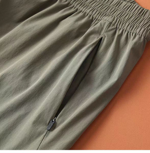 Shorts Bermuda pour homme à séchage rapide avec poches zippées, taille élastique, couleur unie, vêtements décontractés pour l'extérieur, gris - Product Image 6