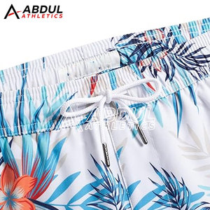 Shorts de sport durables pour l'entraînement, la course et les activités sportives, avec un matériau léger et un port confortable. - Product Image 3