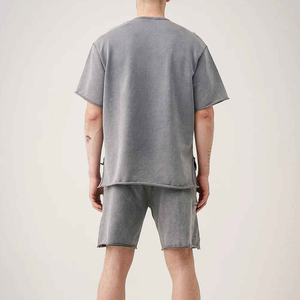 Ensemble T-shirt et Short de Sport d'Été pour Homme, Personnalisé avec Logo, Effet Délavé, Respirant, Manches Courtes, en Coton de Haute Qualité - Product Image 3