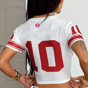 Camiseta Corta con Números de Pedrería para Mujer, Estilo Moderno, Corte Ajustado, Manga Corta, Ropa Urbana, Fabricante OEM, Etiqueta Privada, Venta al Por Mayor - Product Image 5