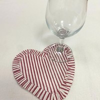 Sous-verres réutilisables en coton et lin à rayures rouges, imprimés à la main, motif cœur, style bohème, avec volants, cadeau de pendaison de crémaillère, faits à la main pour la table