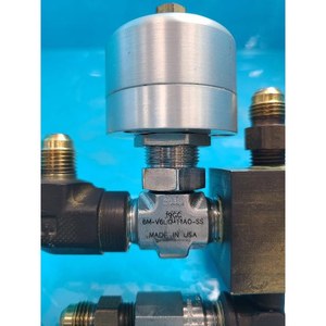Parker 6M-V6LG-1IA0-SS Manual <b>Needle</b> <b>Valve</b> Used As Is Legacy Semiconductor Equipment Parts - Product Image 1