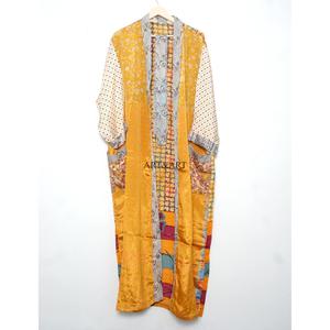 Kimono long bohème traditionnel japonais en satin de soie assorti pour femme, vêtement de nuit patchwork, longueur intégrale, paréo de plage d'été - Product Image 1