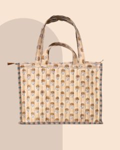 Grand sac fourre-tout en coton matelassé à fleurs, bordure rayée, design bohème fait main, fermeture éclair, longue poignée, pour la plage - Product Image 3