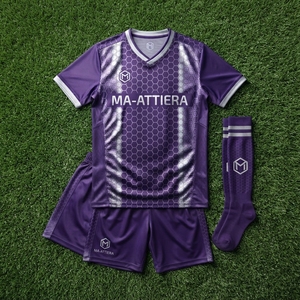 Ensemble de maillots de football personnalisés violets, imprimé nid d'abeille, uniforme d'équipe, manches courtes, shorts assortis, OEM ODM, vente en gros, professionnel - Product Image 5