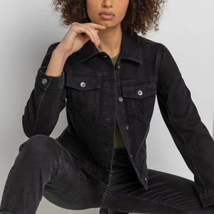 Denim Shirts Wholesale Fashion Finished Customizable Women Denim Jacket Long Sleeves OEM Service 100% Cotton Windproof Custom - Product Image 3